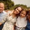 In Britse roddelpers gaat het dit jaar vooral over de vakantie van William en Catherine: ze gaan te vaak