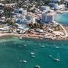 Belgische toerist (47) zwaargewond na val van balkon op Ibiza, andere toerist overleden