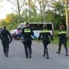 Politie vindt 'mogelijke aanwijzing' in polder in zoektocht Jeffrey en Emma