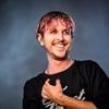 Herrezen Max Colombie triomfeert met Oscar and the Wolf: “Ik ben nu heel close met fans. Dat doet deugd”