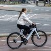 Wisselende reacties op helmplicht voor e-bikes: 'Lost kernprobleem niet op'