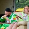 Marginaalste festival van Limburg is de setting van BK XXL frikandellen eten: “Om zoiets te doen moet je echt trainen”
