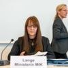 Nach Umgang mit AfD-Hochstufung  : Brandenburgs Innenministerin Lange unter Druck