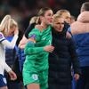 Wiegman 'verdrietig' door Engelse keeper die plots stopte als international