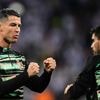 Kraker tussen Duitsland en Portugal na kleine vertraging door noodweer begonnen