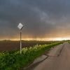 Lokaal snikhete dag eindigt in het zuiden met stevige onweersbuien en hagel