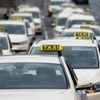 Branche steckt seit Jahren in der Krise: Taxifahrer protestieren in Berlin für Mindestpreise