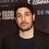 ‘American Pie’-acteur Jason Biggs getuigt over drugsverslaving: “Ik kroop in de vuilnisbak voor een zakje cocaïne”