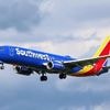 Alarm ausgelöst: US-Flugzeug geht kurz nach Start in den Sinkflug