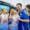 Coach Ehren voelde iets meer druk bij gouden hockeysters: 'Wel winnen papa'