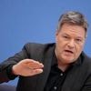 Trump belastet deutsche Wirtschaft: Drittes Jahr in Folge kein Wachstum – Habeck senkt Prognose