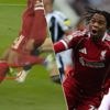 KIJK. Bewogen avond in Newcastle: smerige tackle op Van Dijk, 16-jarige schiet Liverpool in minuut 100 naar zege
