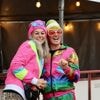 IN BEELD. Seksshop, ‘gabberkapper’ en felgekleurde outfits: zo leuk was het marginaalste feestje van Limburg