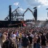 REPORTAGE. "Le temps est là, le monde est là, et de la bonne musique" : le festival belge d'électro Tomorrowland bat son plein malgré l'incendie