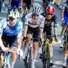 Pauses pipi, chutes… Quand est-il admis ou pas d'attaquer les leaders sur le Tour de France ?