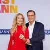 Große Bertelsmann-Party in Berlin Unter den Linden: Neue Bücher und ein junges Glück