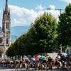 "On y aurait jamais pensé !" : de passage pour la première fois dans les Alpes françaises, la Vuelta réjouit les habitants de Voiron, ville d'arrivée de la 4e étape