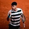 Carlos Alcaraz heeft vier sets nodig om door te stoten naar kwartfinales