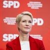 Debatte um SPD-Vorsitz : Schwesig für Wiederwahl Klingbeils