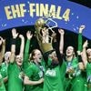Handbalsters van Györ winnen met drie Nederlanders opnieuw de Champions League