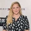 Amy Schumer onderging rugoperatie na oplopen van surfblessure