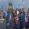EN IMAGES. DJ, opéra, clapping… Le Parc a fêté les joueurs du PSG, champions de France 2025 !
