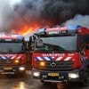 Uitslaande brand in Brabantse loods waar 2.000 liter diesel staat opgeslagen