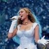 Cowboy Beyoncé dazzles nearly sold-out stadium