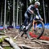 Mathieu van der Poel op gewone fiets richting WK mountainbiken: ‘Ik moet nog paar keer diep gaan’