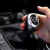 Kun je binnenkort nog een ‘volwaardig’ rijbewijs halen? Rijscholen kampen met tekort aan handgeschakelde wagens