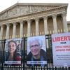 Détention de Cécile Kohler et Jacques Paris en Iran : "La méthode de la pression sur les autorités iraniennes fonctionne", défend le porte-parole du Quai d'Orsay