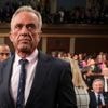 Hohe Bakterienkonzentration: US-Gesundheitsminister planscht trotz Badeverbots in Bach