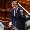 5.000 euro minder vakantiegeld, langer wachten op pensioen en ingeperkte uittredingsvergoeding: parlementairen knippen in eigen pensioen