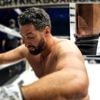 Jamal Ben Saddik vecht tegen tranen in Ahoy, diepe snee beëindigt gevecht: ‘Gaan zo veel emoties door me heen’