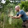 Redden we onszelf in nood zonder hulp van de overheid?