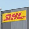 Weißes Pulver an Paketen: Zwölf Mitarbeiter in DHL-Zentrum erleiden Hautverletzungen