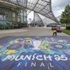 Champions-League-Finale in München: Olympiapark schließt Eingänge wegen Fan-Ansturms zum Public Viewing