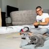 Deze kattenoppassers gaan langs tien huizen op één dag: ‘Als mensen 6 weken weg willen, zeg ik néé’