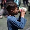 Israël laat ‘basishoeveelheid voedsel’ toe in Gaza. Maar wat heeft een ondervoed persoon nodig?
