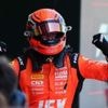 Verschoor gokt op nieuwe banden in sprintrace Barcelona en wint in Formule 2