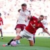Arsenal komt goed weg op Old Trafford en wint kraker tegen Manchester United