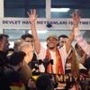 Fußball: Sané in Istanbul begeistert empfangen: „Freue mich mega“