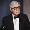 “Dit is een schande”: Oekraïne boos op regisseur Woody Allen na interview op Russisch filmevenement