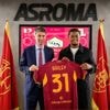 Start in mineur: Leon Bailey (ex-Genk) ruilt Aston Villa voor Roma, maar valt op eerste training al uit met spierblessure