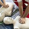 Wie sicher sind Sportlerinnen und Sportler?: Defibrillatoren in Stadien und Hallen sind in Berlin noch längst kein Standard