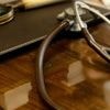 Un faux pédiatre condamné à deux ans de prison pour agression sexuelle à Dijon