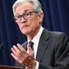 Surnommé "Too late" et critiqué par Donald Trump, le président de la banque centrale américaine est sous pression