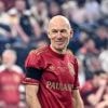 Football. Arjen Robben va commencer sa carrière d’entraîneur