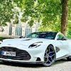 Der Zwölfzylinder bleibt: Faszination Aston Martin Vanquish - unterwegs mit Traum-V12