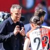 Feyenoord-trainer Robin van Persie neemt verlies en kan leven met plek 3: ‘Het is al knap dat we meededen’
